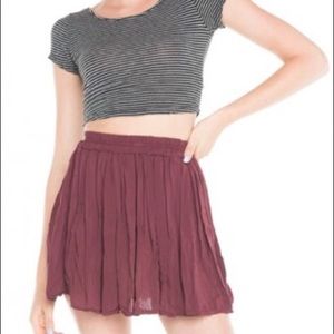 [🍁BOGO FREE 🍁] Brandy Melville Sylvia Skirt